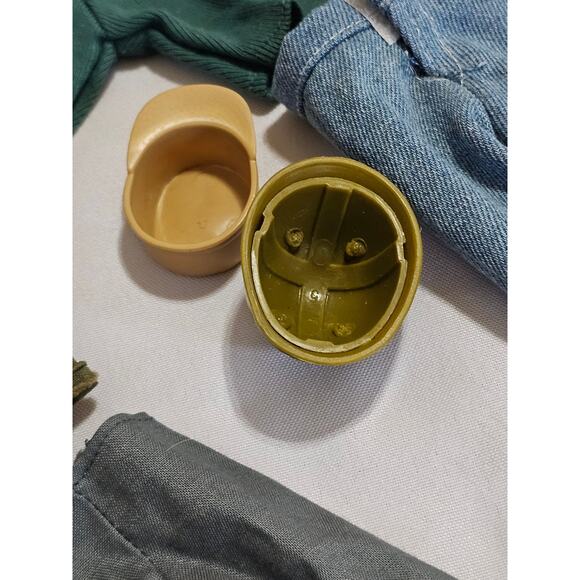 Vintage GI Joe Action Figure Lot with Footlocker Case - Picture 4 of 16